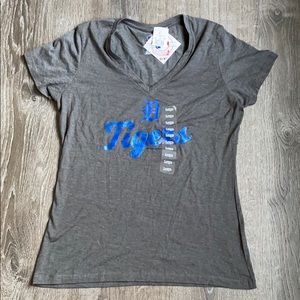 NWT Detroit Tigers Baseball Shirt Sz. L